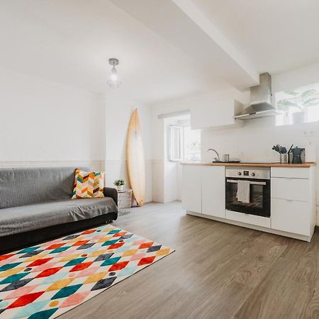 Апартаменты Aloha Surf House Эрисейра Экстерьер фото